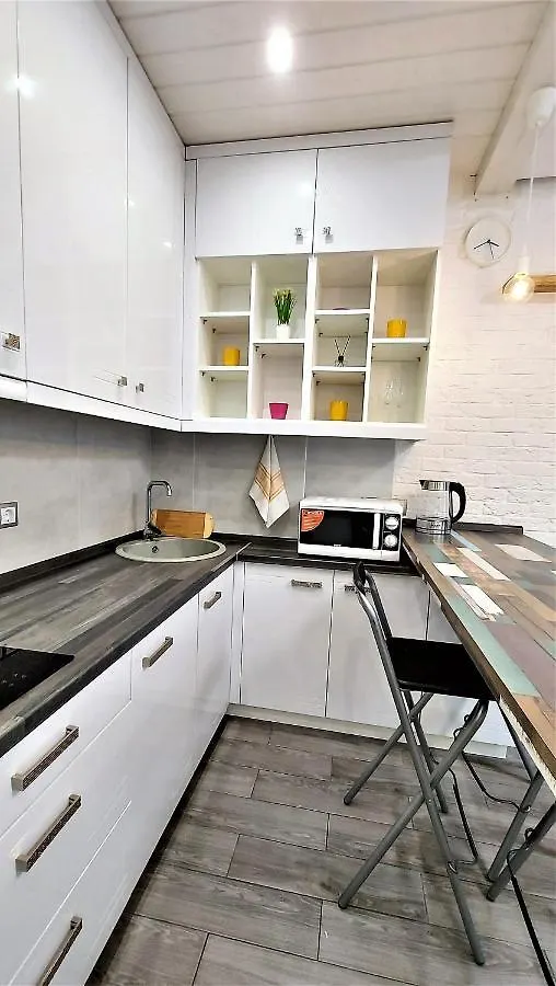 Смарт-Апартаменти На 1 Поверсі Kyiv Apartment