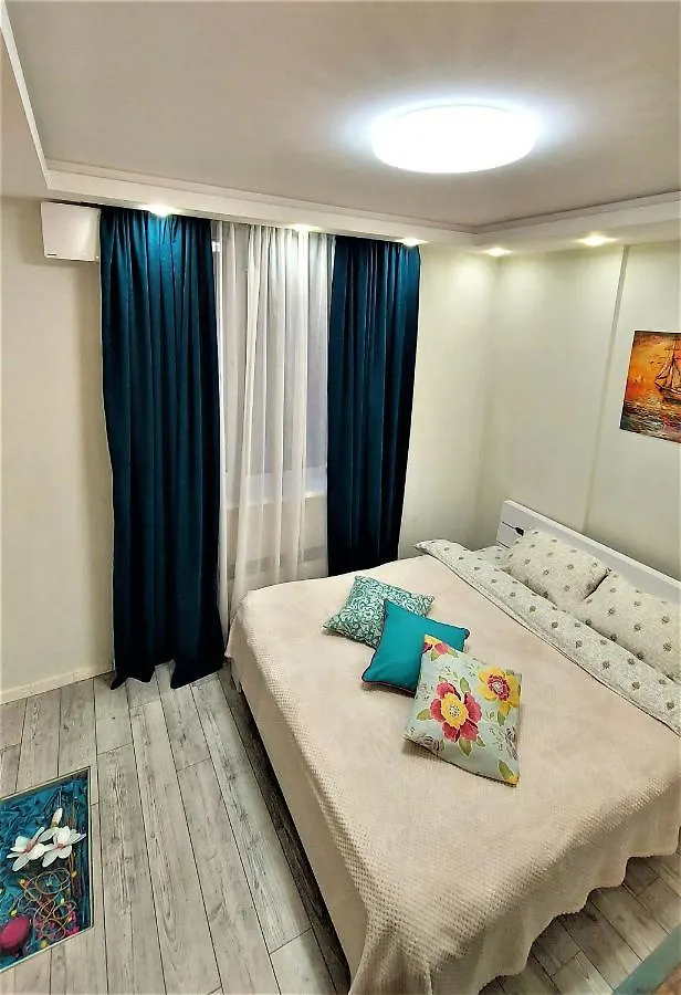 Смарт-Апартаменти На 1 Поверсі Kyiv Apartment